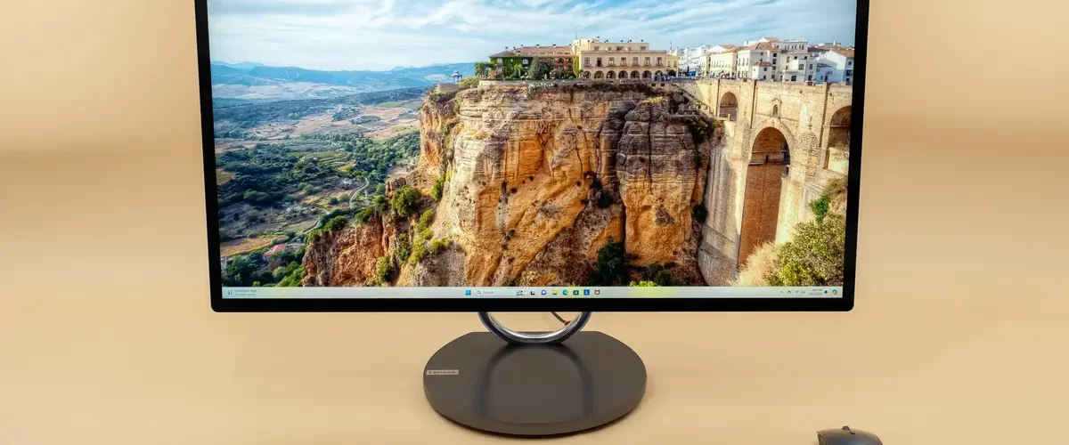 HP Pavilion 24 All-in-One Desktop