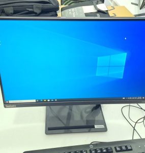 Lenovo ThinkCentre neo 30a AIO Desktop