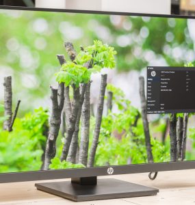 HP X27q Gaming Monitor