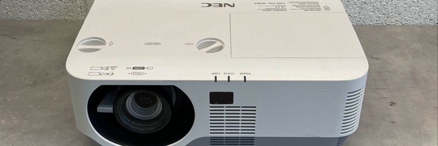 NEC NP-P452H FHD DLP Projector