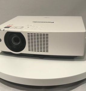 Panasonic PT VMZ51S Projector