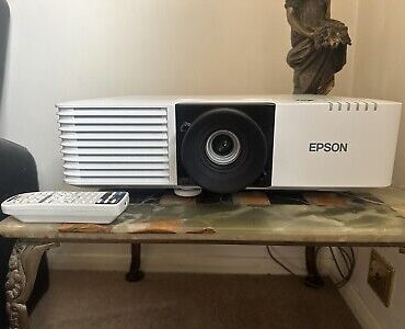 Epson Projector 7000 Lumens Laser