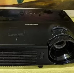 InFocus IN114AA DLP Projector