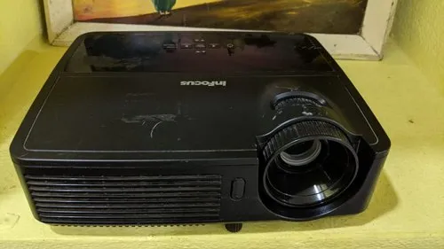 InFocus IN114AA DLP Projector