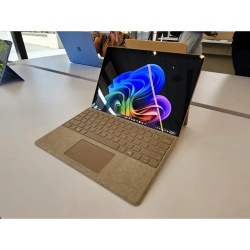 Microsoft SURFACE PRO 7+ Laptop