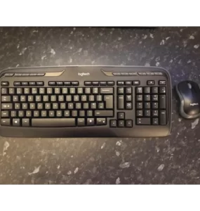 LOGITECH MK330 Wireless Keyboard