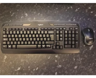 LOGITECH MK330 Wireless Keyboard