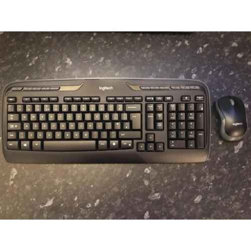 LOGITECH MK330 Wireless Keyboard